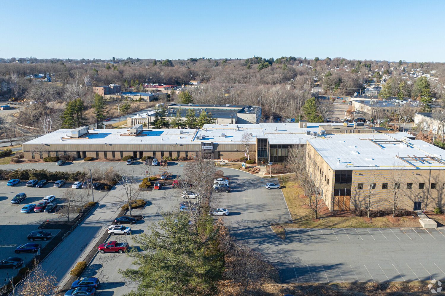 Hunneman Facilitates Expansion: AOTCO Signs 48,369 SF Lease in Billerica, MA